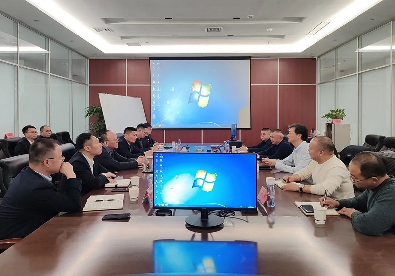 苏中集团总裁陈永明率队到河北盛邦集团进行“总对总”交流座谈